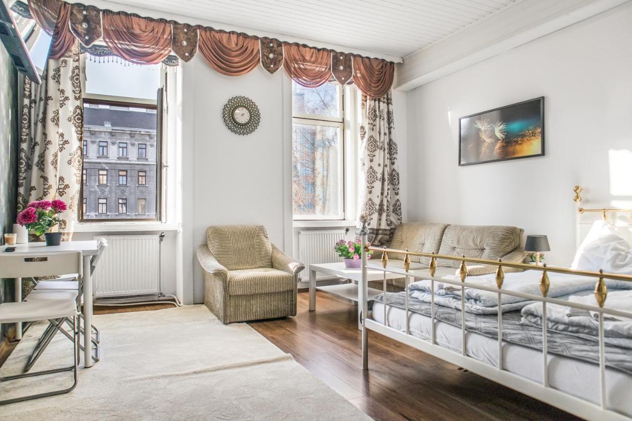 Ferienwohnung Adorable 2Br Apt. Near Millenium Tower And Danube Wien Exterior foto